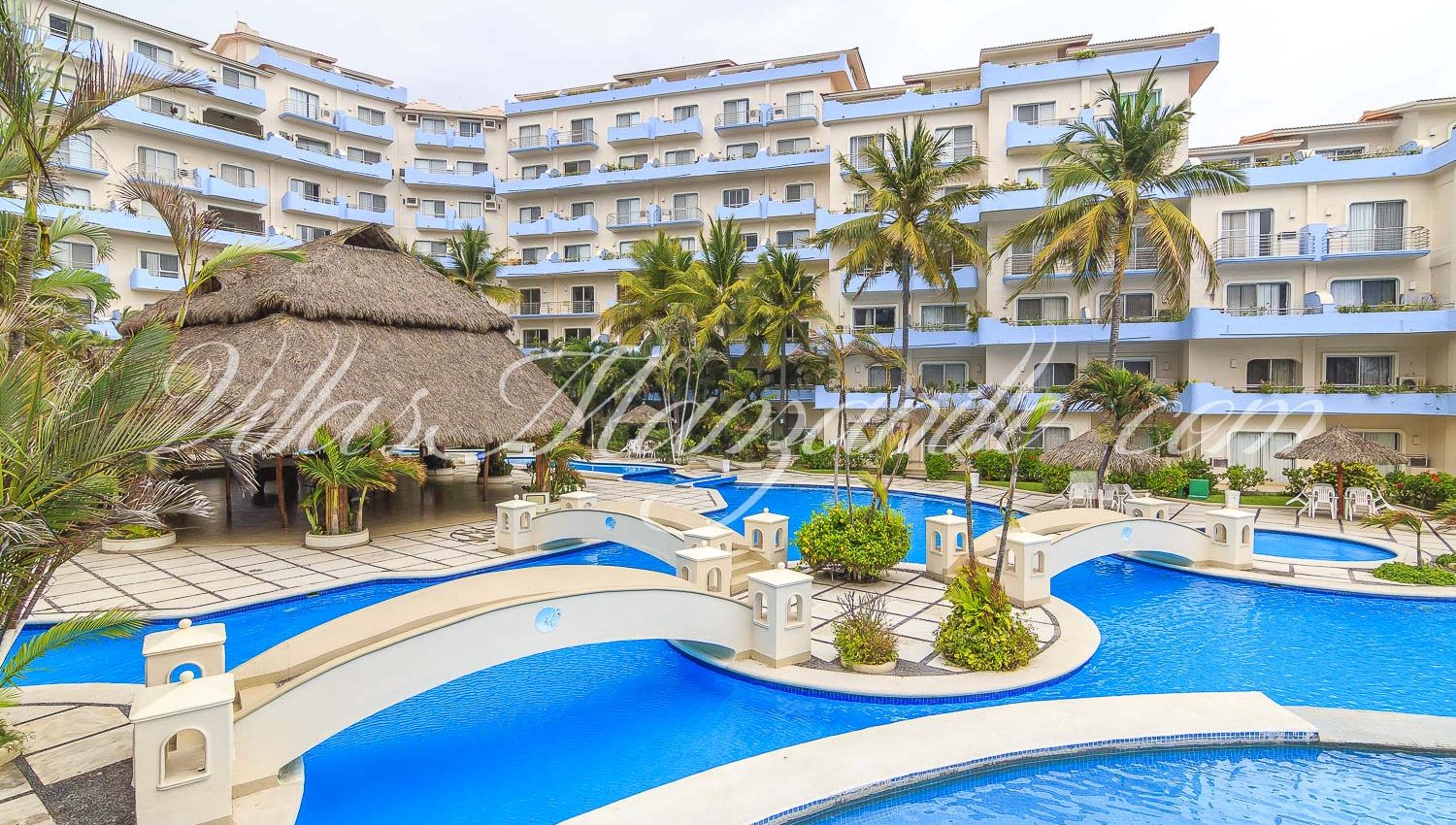 Se Renta for Rent Vacation Rental Manzanillo Mexico Pacifico Azul Elegance Blue Gran Pacifico Departamento Reyes del Mar-5